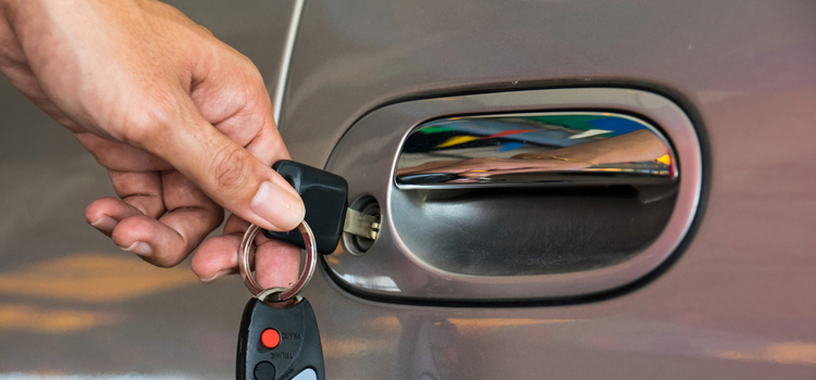 Car door lock repair in El Granada